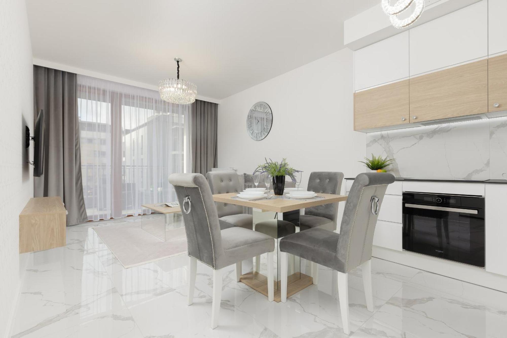 Wilanow Holzera Elegant With Sauna, Gym & Parking By Renters Apartmán