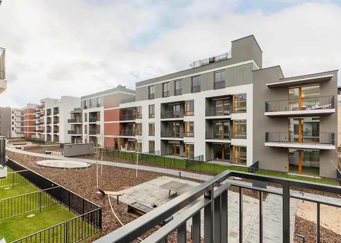 Wilanow Holzera Elegant Apartment With Sauna, Gym & Parking By Noclegi Renters